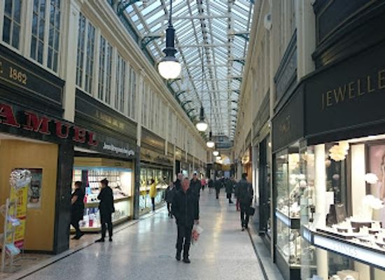 united-kingdom/glasgow/merchant-city/shop/princes-square-shopping-centre