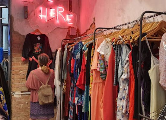 hungary/hansag/shop/antifactory-vintage-shop