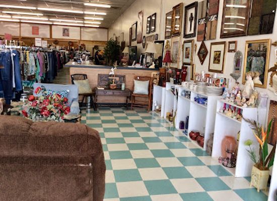 texas/longview/shop/treasures