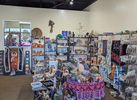 utah/st-george/shop/earth-s-treasures-crystal-shop