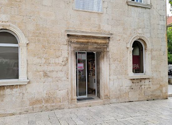 croatia/trogir/shop/bipa