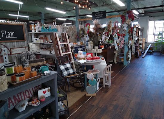 massachusetts/blackstone-valley/shop/bernat-mill-antiques