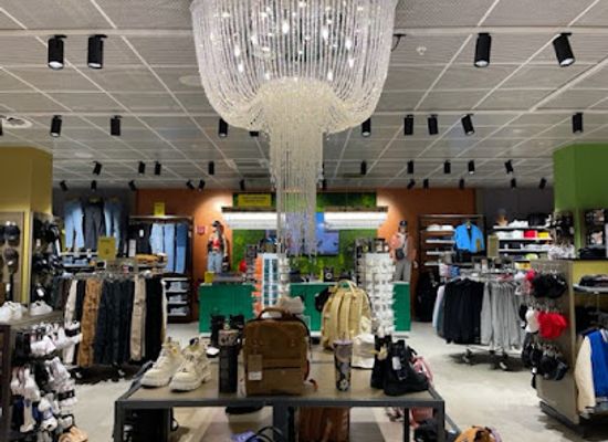 switzerland/lucerne/pilatus/shop/metro-boutique-kriens