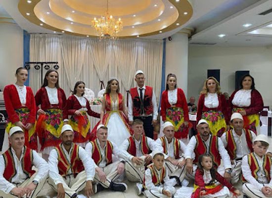 albania/mirdita/shop/veshje-popullore-mirditore