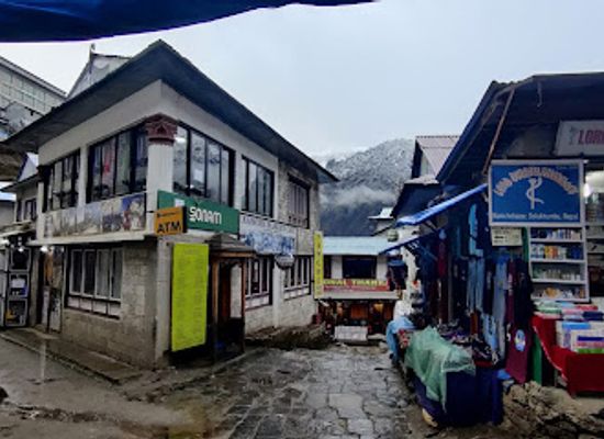 nepal/namche-bazaar/shop/namche-gear