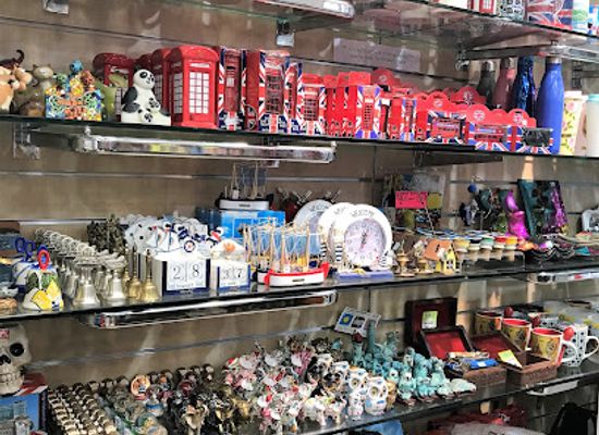 gibraltar/catalan-bay/shop/adam-gifts-luggage