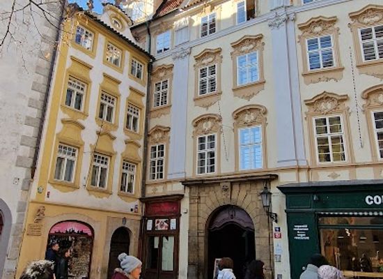 czechia/prague/new-town/shop/old-prague-souvenir-shop