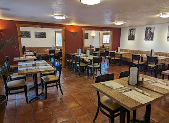 utah/torrey/shop/hunt-gather-restaurant