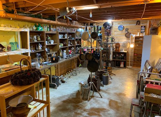 montana/south-central-montana/shop/yesteryears-antique-mall