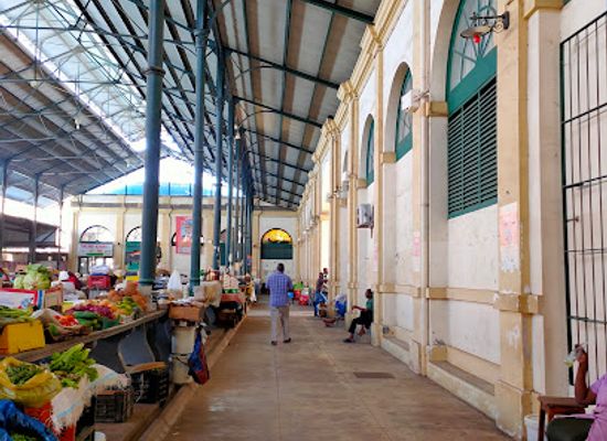 mozambique/lake-niassa/shop/municipal-market