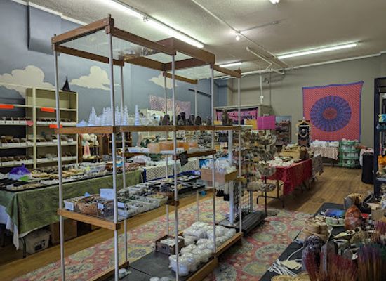 minnesota/mankato/shop/christy-s-crystals
