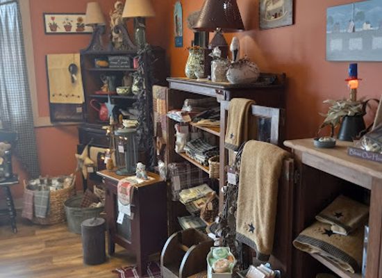 new-hampshire/cheshire-county/shop/donnas-rustic-barn