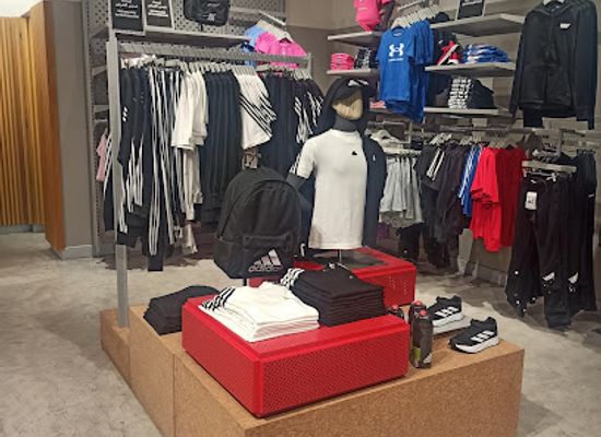 qatar/doha/the-pearl-qatar/shop/sports-corner-the-pearl