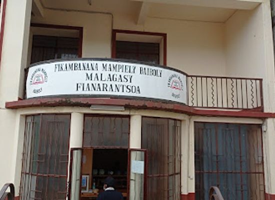 madagascar/fianarantsoa/shop/fikambanana-mampiely-baiboly-malagasy
