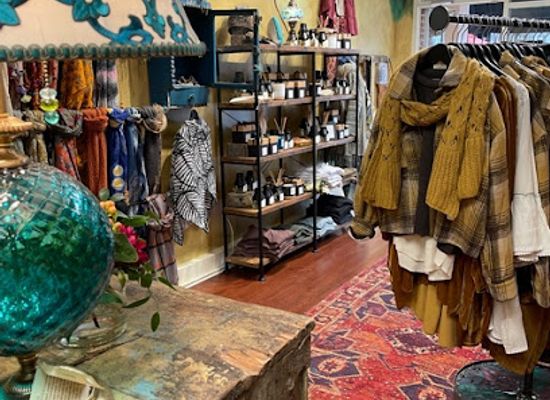 virginia/charlottesville/shop/ma-nah-ma-nah-inc