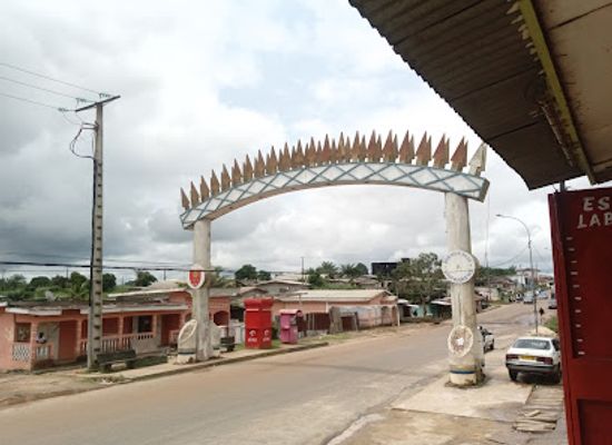 gabon/lambarene/shop/esso-labale