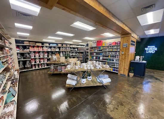 utah/wasatch-front/shop/the-store-s-wonderland