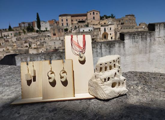italy/matera/sasso-caveoso/shop/unique-store-italy-for-matera