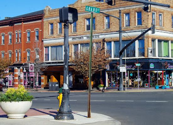 connecticut/meriden/shop/tesoro-artisan-gift-boutique-gallery