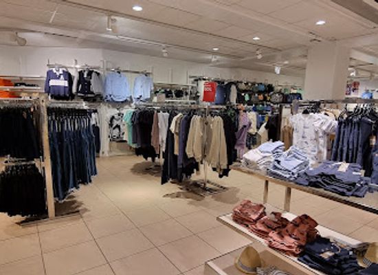 sweden/varmland/shop/kappahl