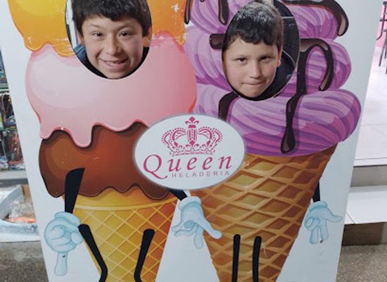 uruguay/termas-de-dayman/shop/heladeria-queen