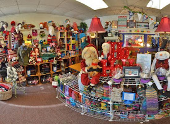 pennsylvania/lake-erie/shop/the-shops-at-the-colony