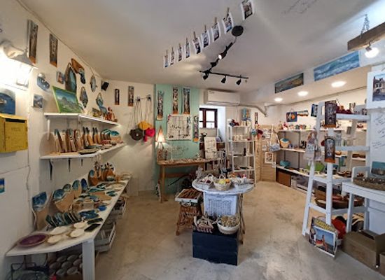 montenegro/budva/shop/family-hand-made-gift-shop-by-the-sea