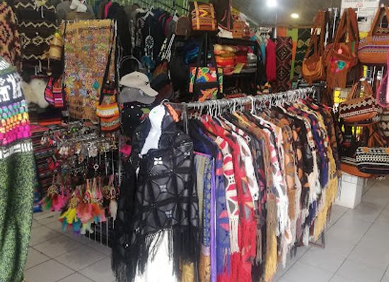 panama/boquete/shop/sharif-handicrafts