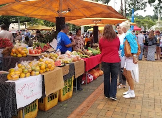 new-caledonia/poya/shop/place-des-cocotiers