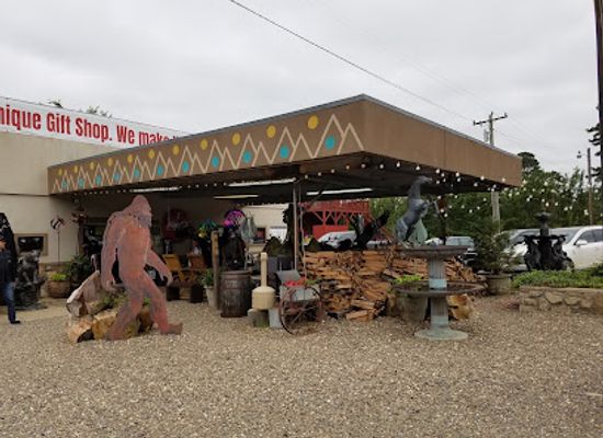 oklahoma/talimena-scenic-byway/shop/janet-s-treasure-chest