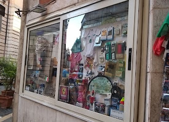 italy/lazio/shop/souvenir-shop