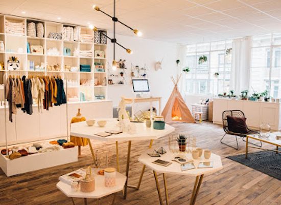 france/brittany/shop/french-blossom