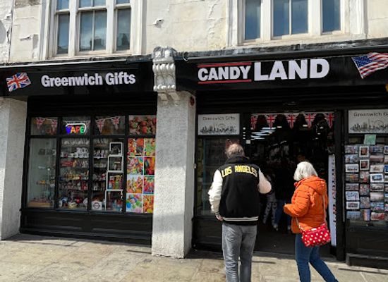 united-kingdom/london/shop/greenwich-gifts-candy-land