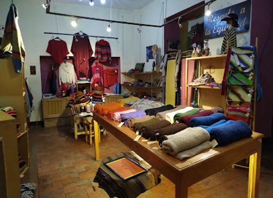 bolivia/amazon-basin/shop/comart-tukuypaj