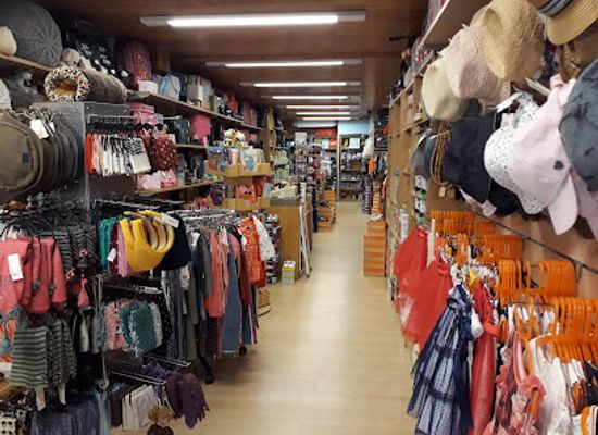 spain/aiguestortes-i-estany-de-sant-maurici-national-park/shop/trastros