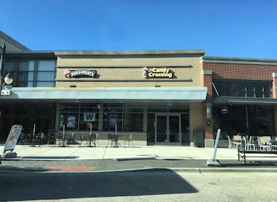 illinois/driftless-area/shop/the-glen-town-center