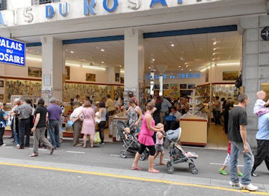 france/lourdes/shop/palace-of-the-rosary