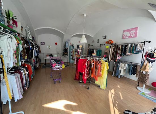 austria/graz/st-leonhard/shop/niki-secondhand