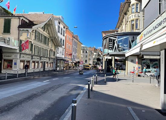 switzerland/interlaken/shop/hamilton-watch