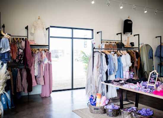 canada/saskatchewan/shop/pretty-little-pieces-boutique