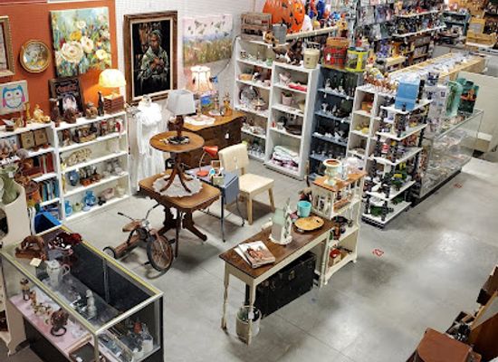 north-dakota/fargo/shop/fargo-antiques-repurposed-market