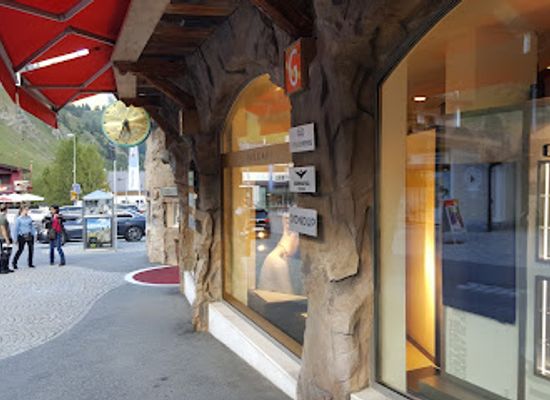 switzerland/graubunden/shop/hangl-for-7-designer-outlet
