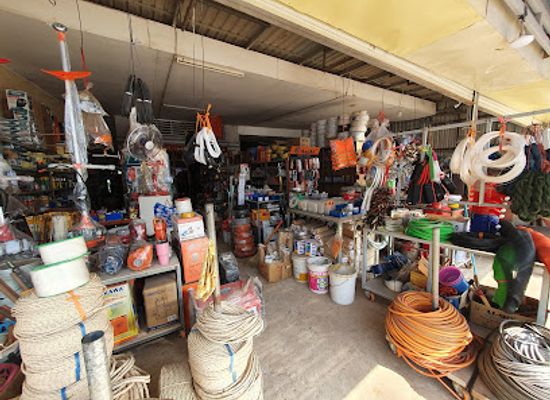 cambodia/kampot/shop/debpouljmcheacheavalkmotandampsaohcheangkraopmok