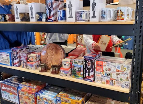 illinois/springfield/shop/america-s-national-parks-store-at-lincoln-home-national-historic-site