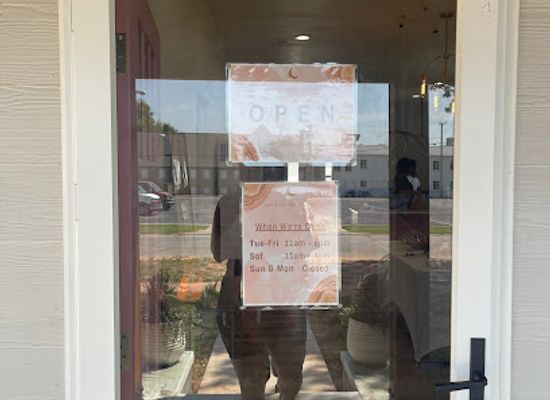 oklahoma/broken-arrow/shop/strawberry-moon-herbal-apothecary-ritual-center