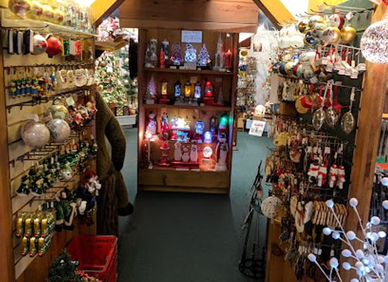 new-hampshire/grafton-county/shop/the-christmas-loft
