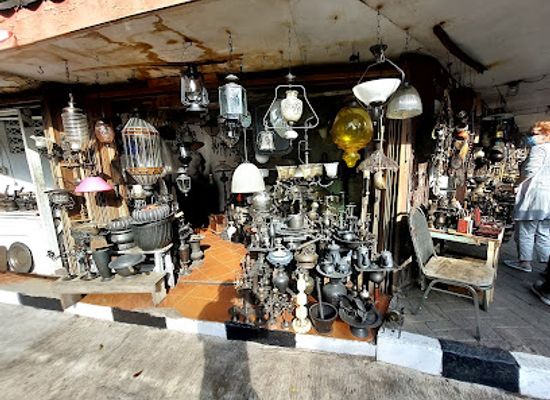 indonesia/jakarta/north-jakarta/shop/antique-market