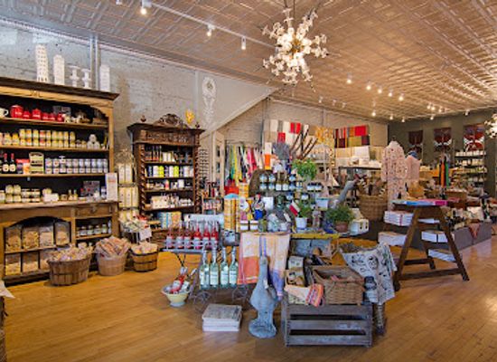 illinois/chicagoland/shop/carefulpeach-boutique