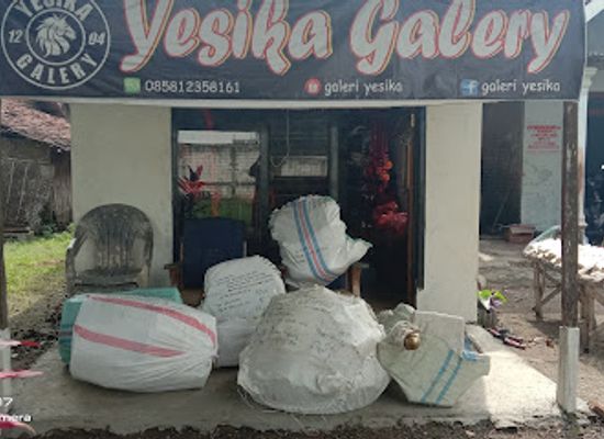 indonesia/east-java/shop/galeri-yesika