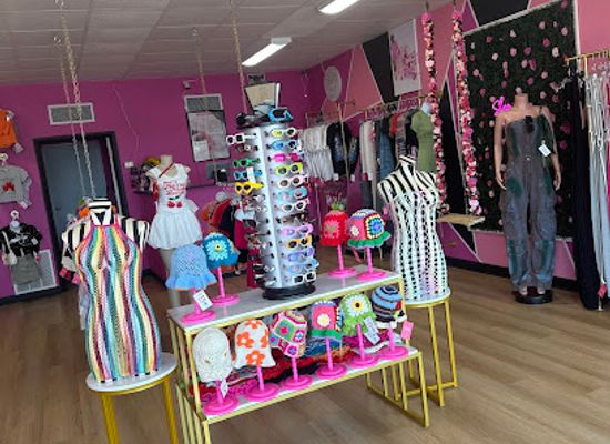 alabama/wiregrass/shop/cash-s-ladies-apparel